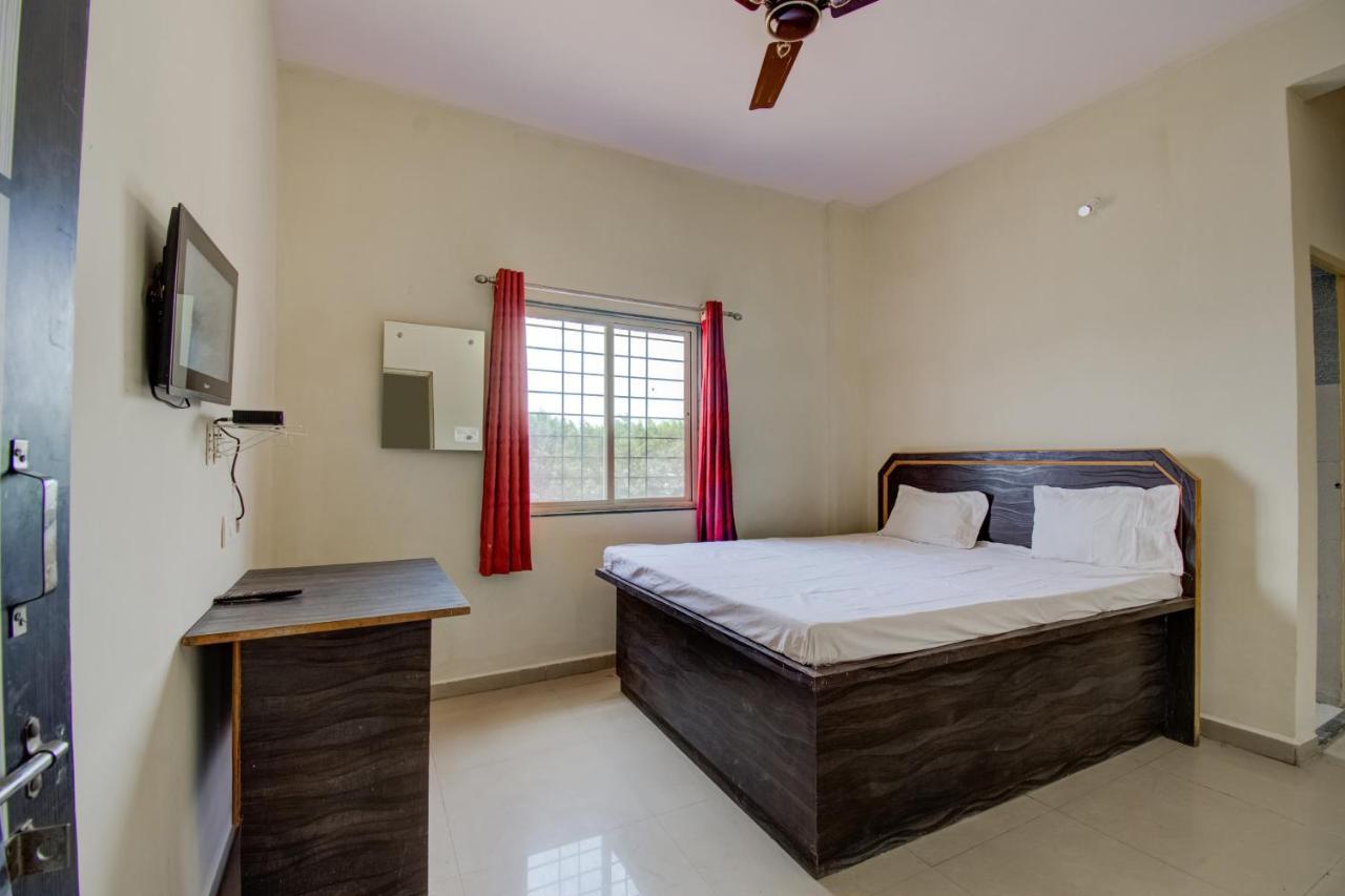 Spot On 73694 Hotel Prakash Saharanpur Buitenkant foto