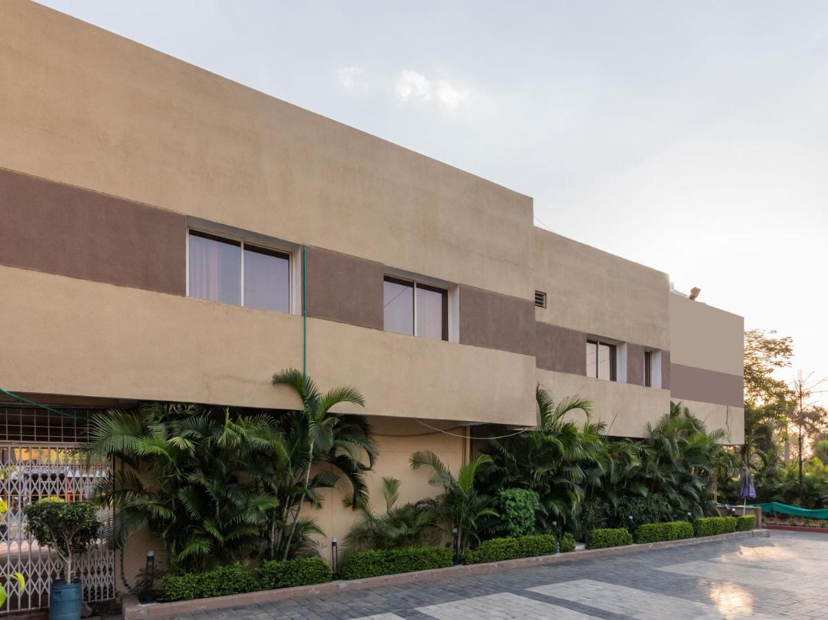 Spot On 73694 Hotel Prakash Saharanpur Buitenkant foto