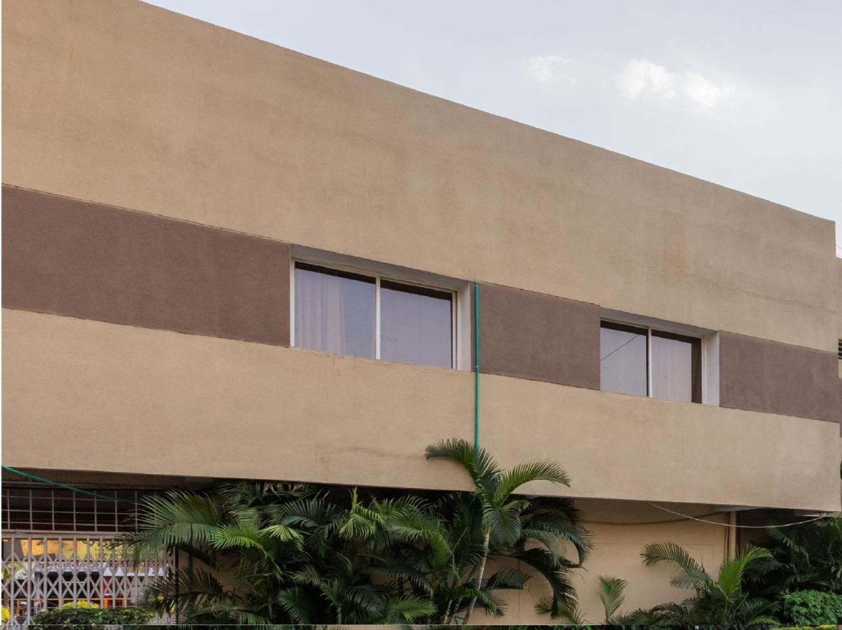 Spot On 73694 Hotel Prakash Saharanpur Buitenkant foto